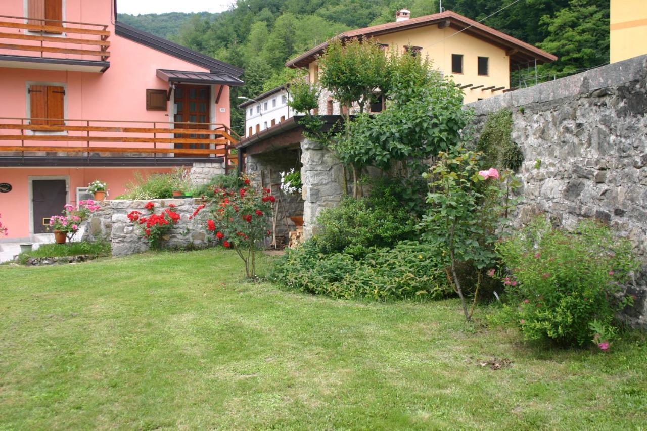 Pikes Villa Pulfero Exterior photo